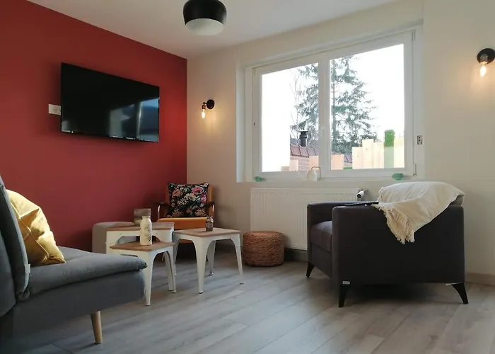 Maison avec garage, terrasse, l\'Herboristerie
